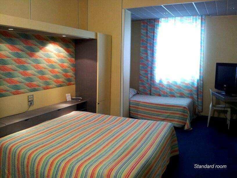 Victor Hotel Bari Bagian luar foto
