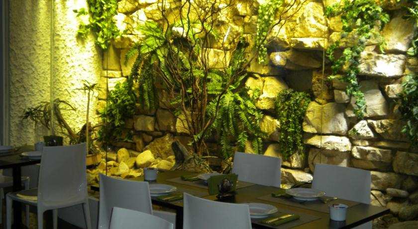 Victor Hotel Bari Bagian luar foto